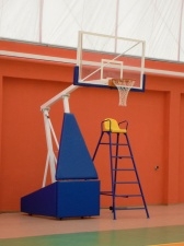 Мобильная баскетбольная стойка (щит - оргстекло)